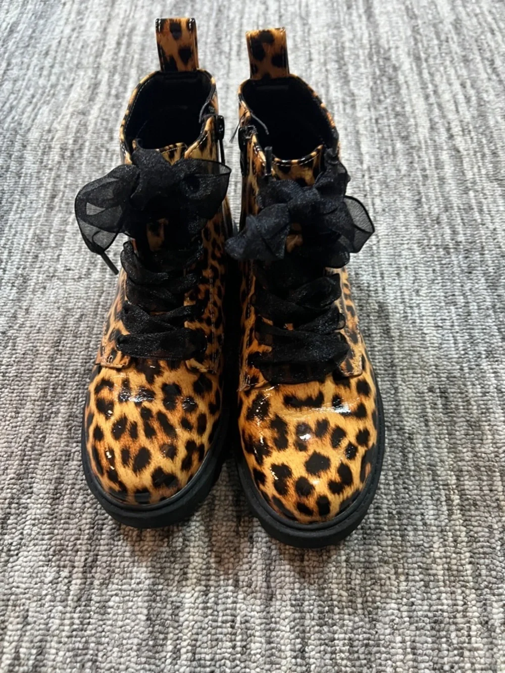 Art Class - Kids' Kayden Lug Sole Lace-Up Zippered Booties Size 2